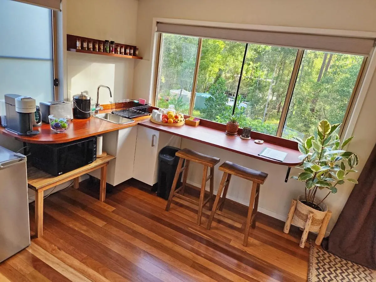 Cosy Studio With Forest Views, Noosa Hinterland Doonan 0*,